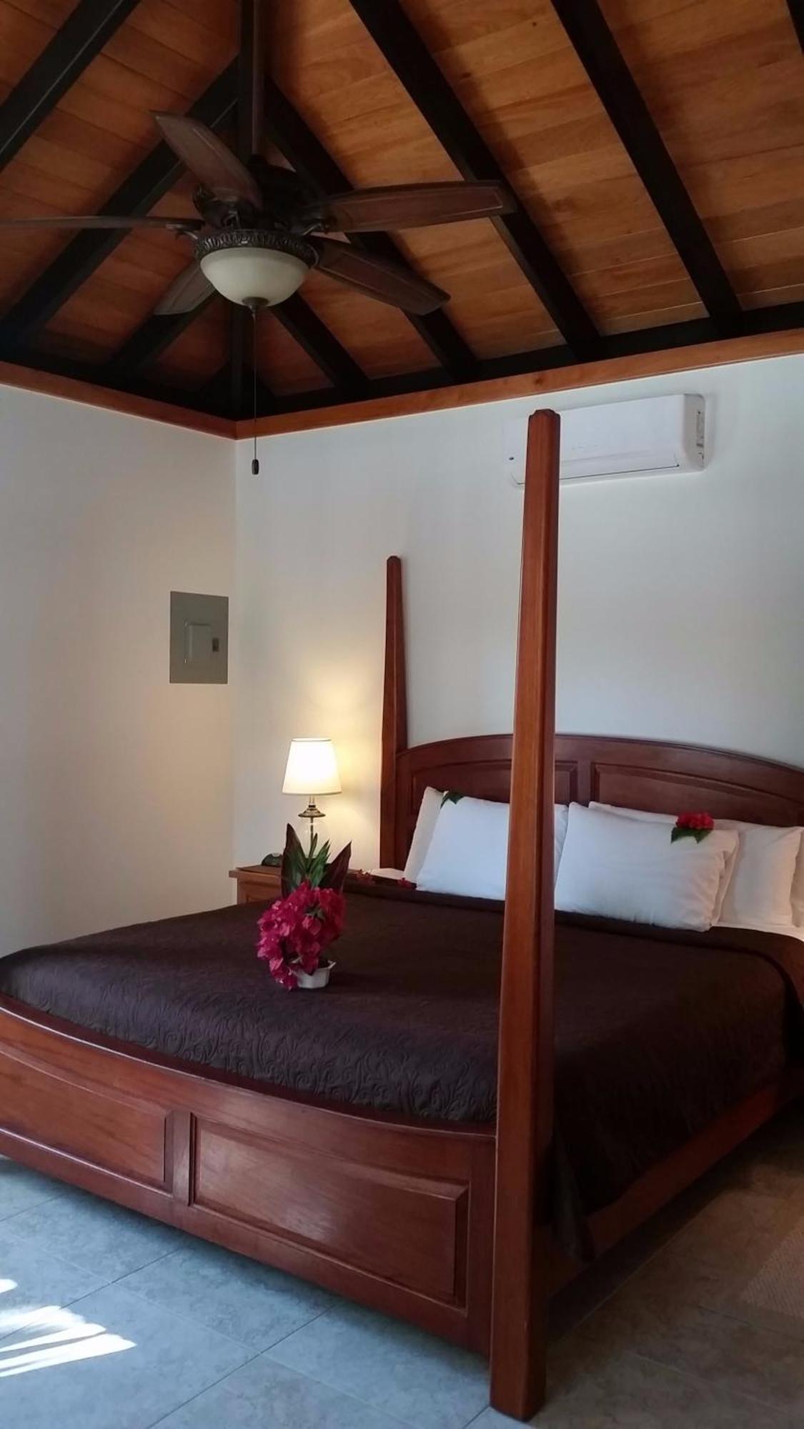 Cocotal Inn&Cabanas San Pedro  Ruang foto