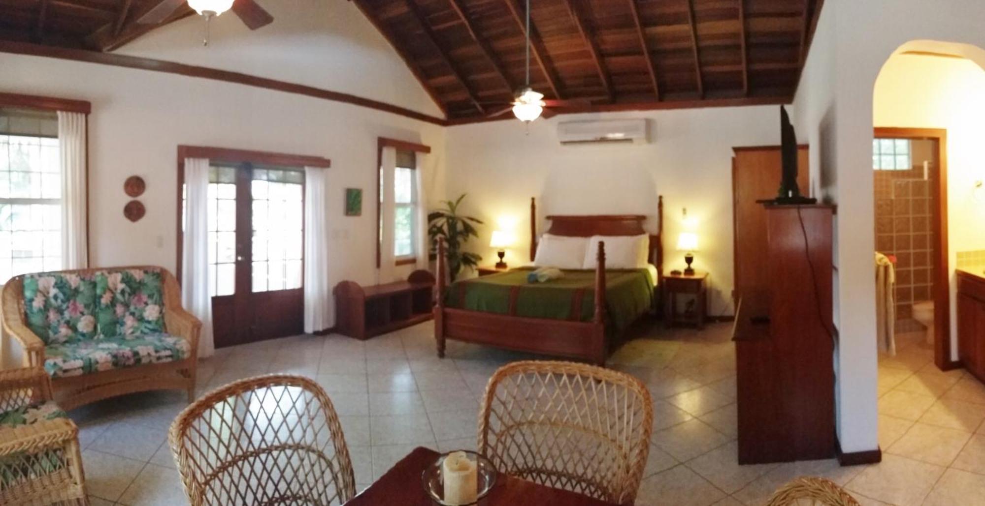 Cocotal Inn&Cabanas San Pedro  Ruang foto