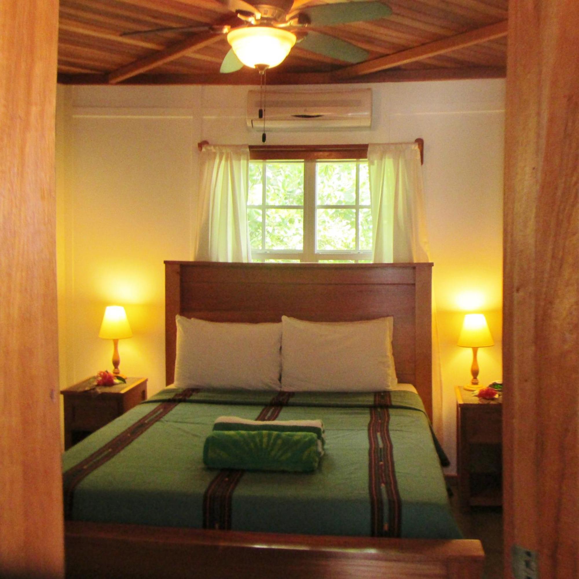 Cocotal Inn&Cabanas San Pedro  Ruang foto