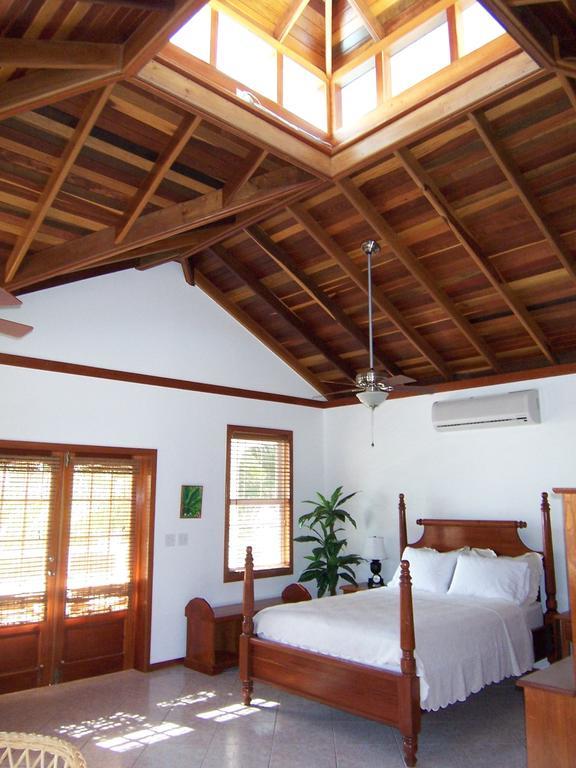 Cocotal Inn&Cabanas San Pedro  Bagian luar foto